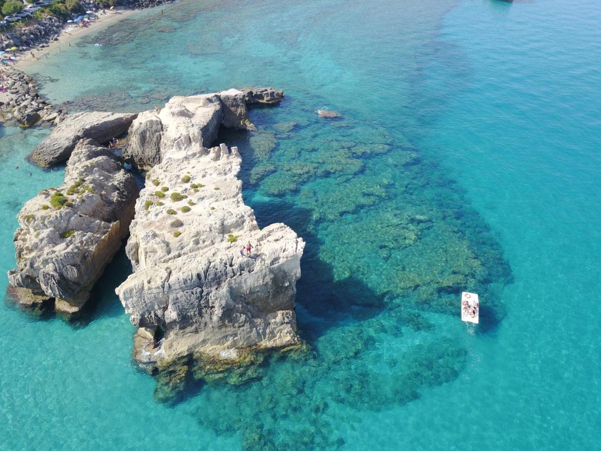 Borgo Di Riaci Beach Resort Санта-Доменика Экстерьер фото